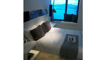 Eight tips for making a small bedroom better