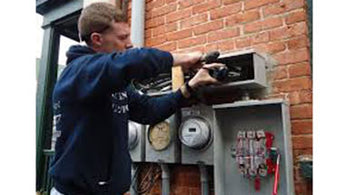 Remodeling? Know when to leave it to the pros